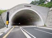 「市道台山・水野谷町線 湯本トンネル」写真